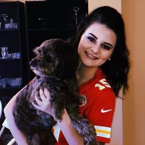 Meet your Posher, Katelyn